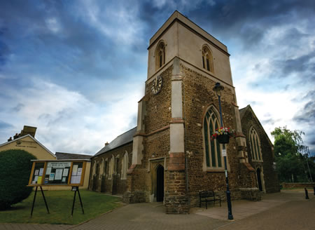 St Michael's Church, Shefford (LOOK - NO SCAFFOLDING!)